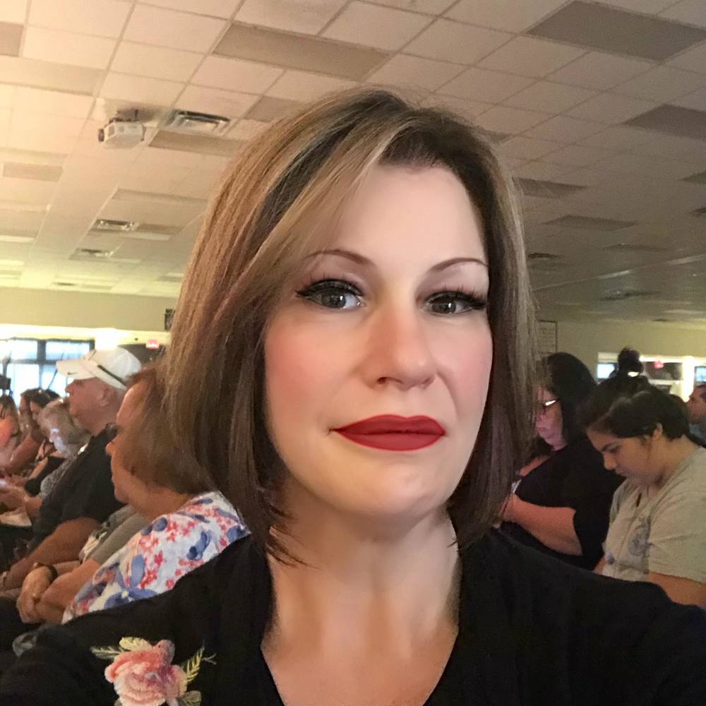 Meet your Posher, Dana